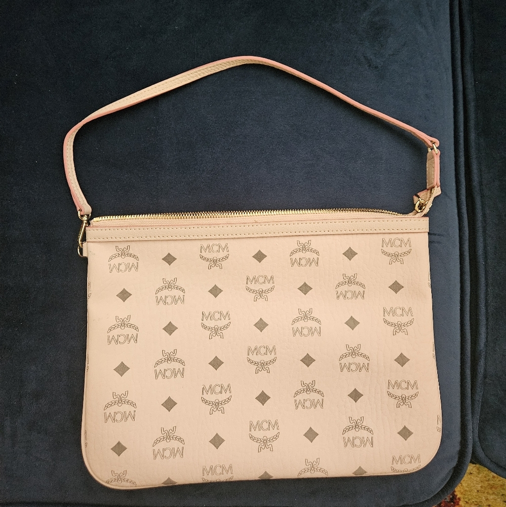 MCM small light pink clutch
